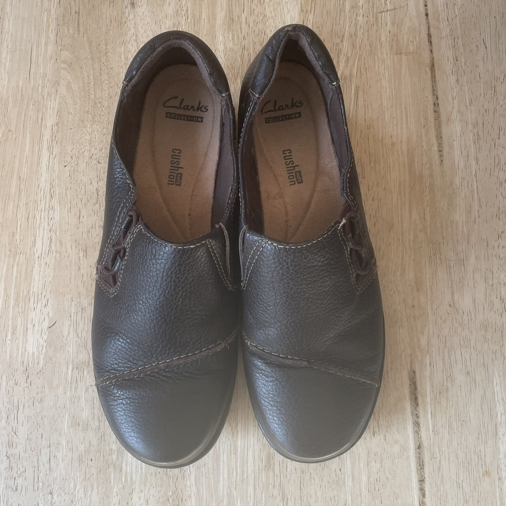 CLARKS Collection Women's Size 9 Brown Leather Slip On Cushion Comfort Office - Picture 3 of 11